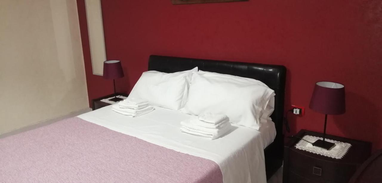 Casa La "Vittoria" Lägenhet Syrakusa Exteriör bild